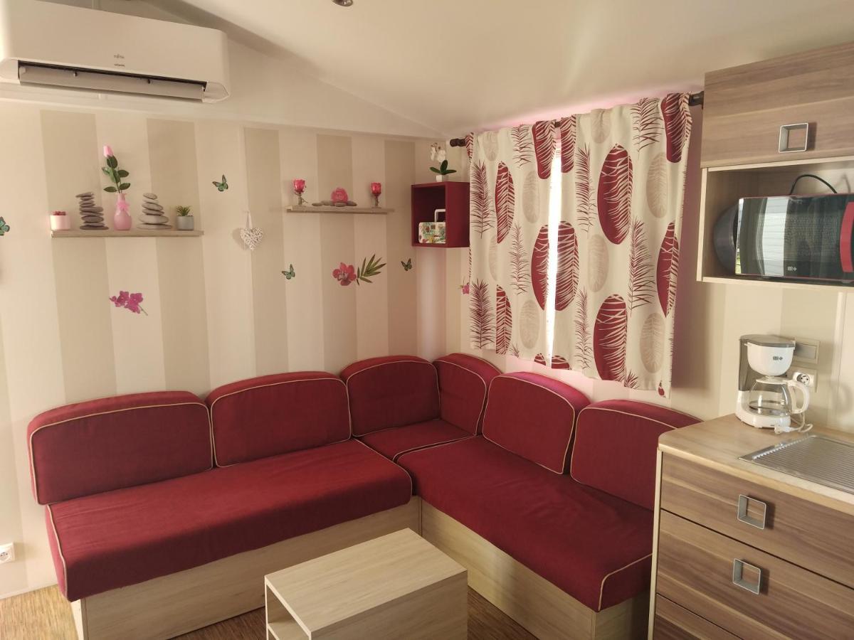 Mobilhome Camping Proche Des Plages Σαιν-Ζαν-ντε-Μον Εξωτερικό φωτογραφία