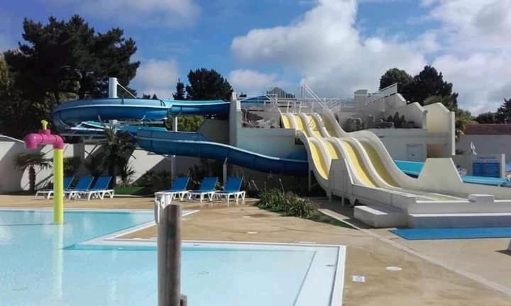 Mobilhome Camping Proche Des Plages Σαιν-Ζαν-ντε-Μον Εξωτερικό φωτογραφία